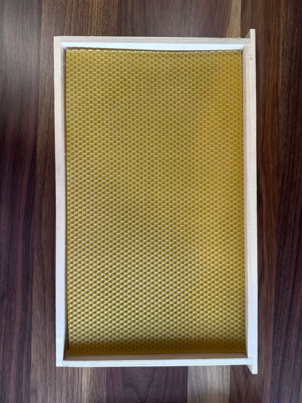 Mezistěny z včelího vosku 37x21cm 1kg