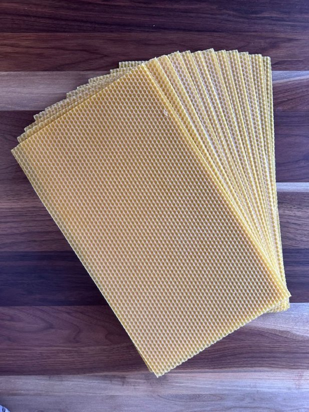 Mezistěny z včelího vosku 37x21cm 1kg